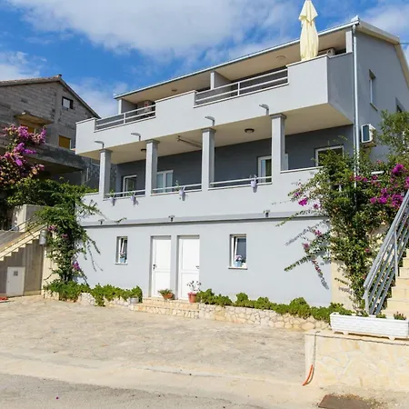 Apartment By The Sea Mavarstica, Ciovo - 20161 Trogir