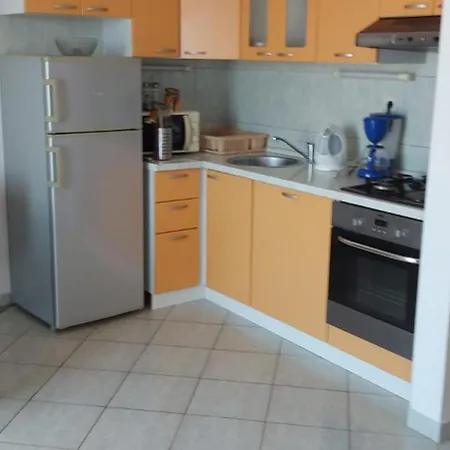 Apartment By The Sea Mavarstica, Ciovo - 20161 *