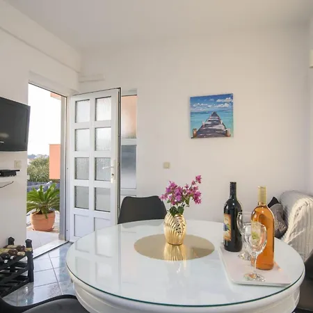 By The Sea Mavarstica, Ciovo - 20161 Apartment